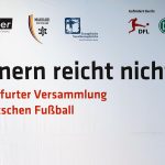Hintergrundwand Erinnerungstag (Foto Joachim Puls)